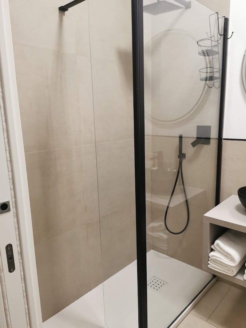 Luxury Station Suite - Luxury Station Suite, Via Giovanni Amendola, 15, 40121 Bologna BO, Italy