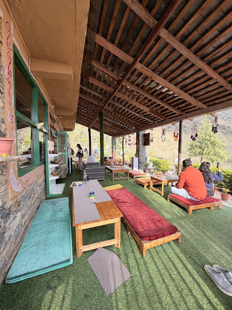 Her Cafe - Local Food by Local Women - Her Cafe - Local Food by Local Women, Salabak Bangoru waterfall road, Bir, Gunehr, Himachal Pradesh 176077, India