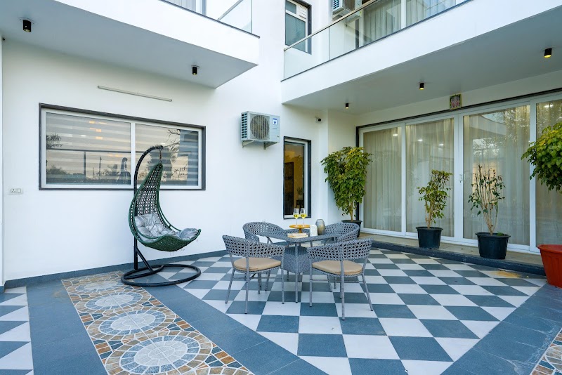 ELIVAAS AdhiVa Retreat - Luxury Villa in Delhi | 5 BHK Farmhouse with Private Pool - ELIVAAS AdhiVa Retreat - Luxury Villa in Delhi | 5 BHK Farmhouse with Private Pool Plot No: A-17, Uppal Farms, Bilaspur Kalan, Gurugram, Haryana 122413, India