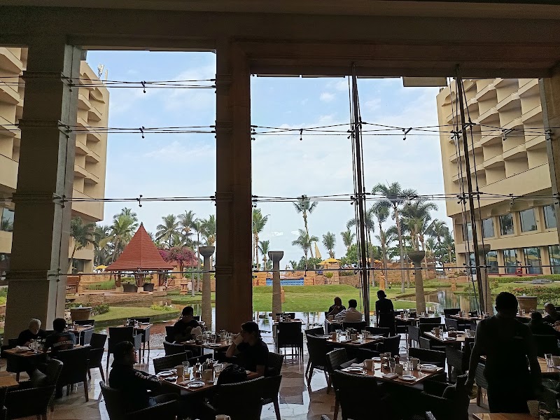 Lotus Cafe - Lotus Cafe Jw Marriott, Juhu Tara Rd, Juhu Tara, Juhu, Mumbai, Maharashtra 400049, India