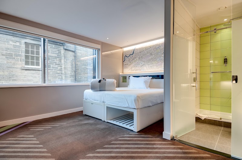 hub by Premier Inn London Westminster Abbey hotel - hub by Premier Inn London Westminster Abbey hotel 21 Tothill St, London SW1H 9LL, UK