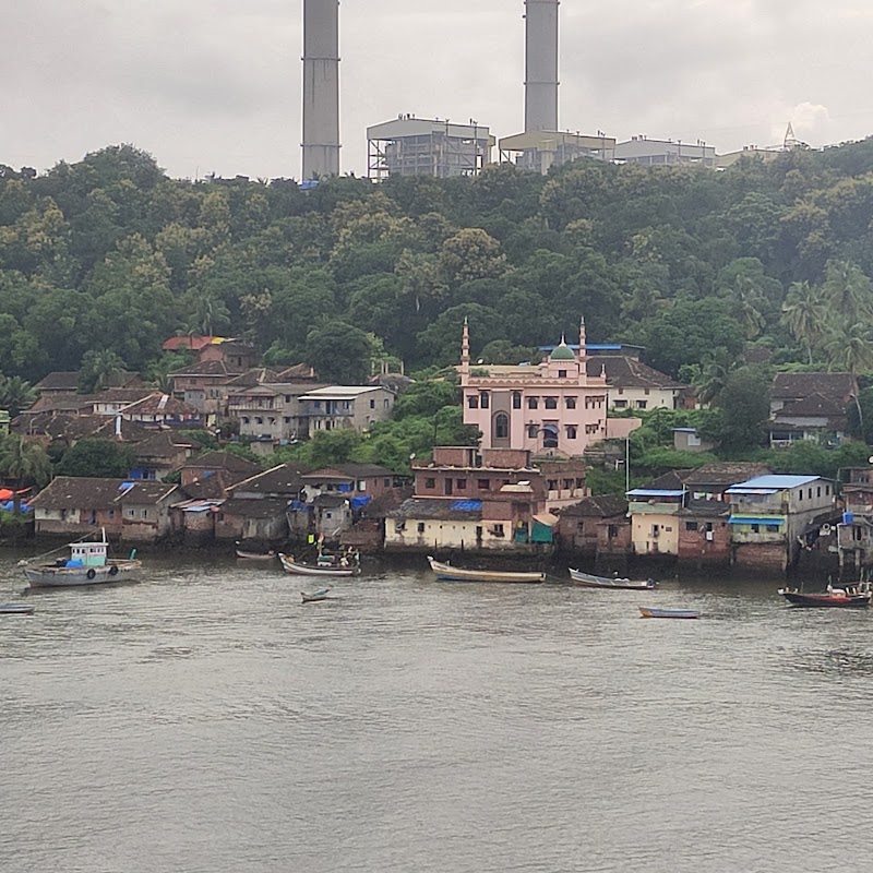Jaigad Jetty - Jaigad Jetty, Maharashtra State Highway 4, Jaigad, Maharashtra 415614, India