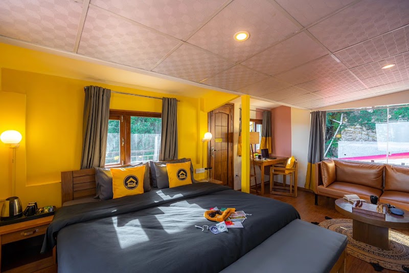 Queen of hills properties - Queen of hills properties hotel naaz Kulri, Library Bazar, The Mall Road, Mussoorie, Uttarakhand 248179, India