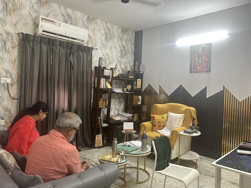 Dr. Ela Gupta - Dr. Ela Gupta C-5 bungalow,opposite harmone hospital first left turn from gate no -1 ,Ashoka Ratan, C-5, Talking Threads, bungalow, The insititute Mental wellness, opposite ayush hospital, Adarsh Nagar, LIC Colony, Mowa, Raipur, Chhattisgarh 492009, India