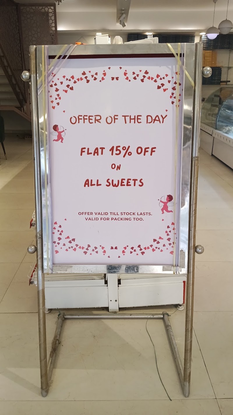 Uphaar Sweets & Banquets Restaurant - Uphaar Sweets & Banquets Restaurant Chauma Rd, Ward 30, Block A, Rajendra Park, Sector 105, Gurugram, Haryana 122006, India