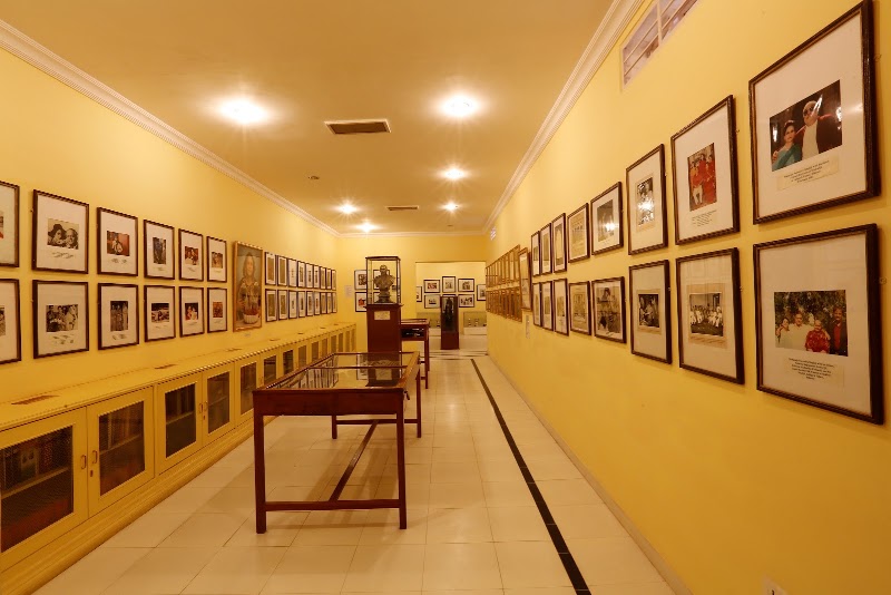 The Lallgarh Palace - A Heritage Hotel - The Lallgarh Palace - A Heritage Hotel, Lallgarh Palace Complex Opposite Roadways Bus Stand, 28RJ+6F3, Samta Nagar, Bikaner, Beechhwal Rural, Rajasthan 334001, India
