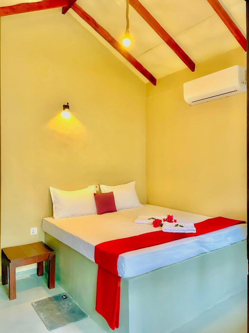 The wave rooms & Hostel - The wave rooms & Hostel Main Street, Arugam Bay, Sri Lanka