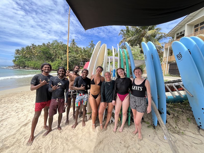 HIRIKETIYA LIYO 🍀 surf school - HIRIKETIYA LIYO 🍀 surf school Hiriketiya Beach Rd, Dickwella 81200, Sri Lanka