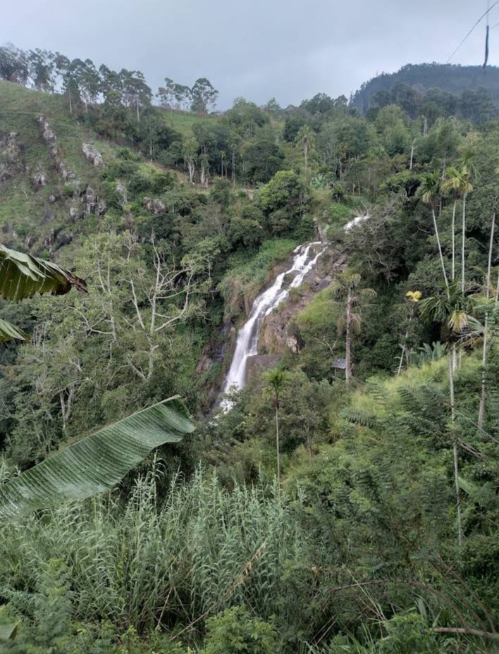 Small rawana waterfall - Small rawana waterfall, Oya arawa, Kithalella, ඇල්ල 90090, Sri Lanka