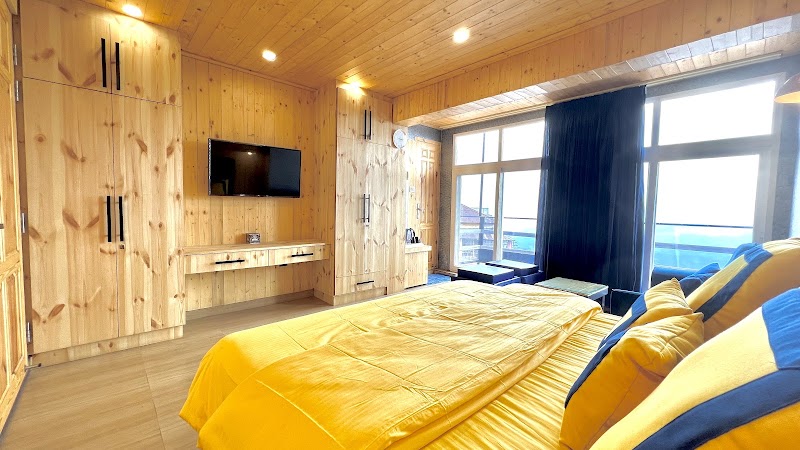 Clarence Cottage Mussoorie - Clarence Cottage Mussoorie Mall Rd, The Mall Road, Mussoorie, Uttarakhand 248179, India