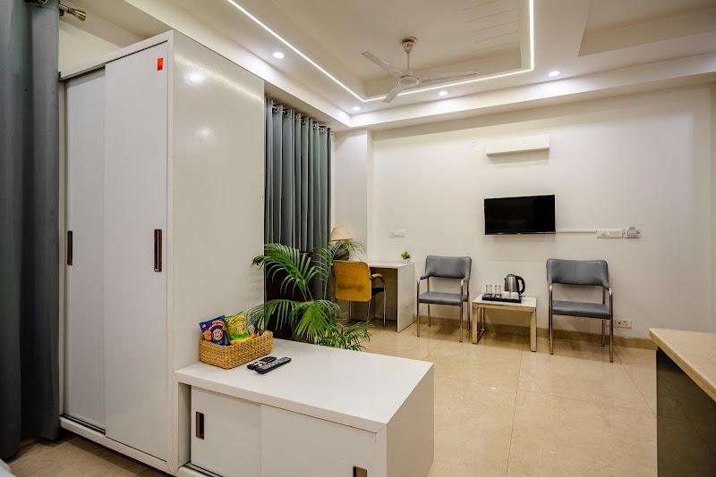 Lime Tree Luxury Studio Serviced Apartments and Restaurant in Gurgaon - Lime Tree Luxury Studio Serviced Apartments and Restaurant in Gurgaon 966P, Near Artemis Hospital, Sector 51 Rd, Sector 51, Gurugram, Haryana 122018, India
