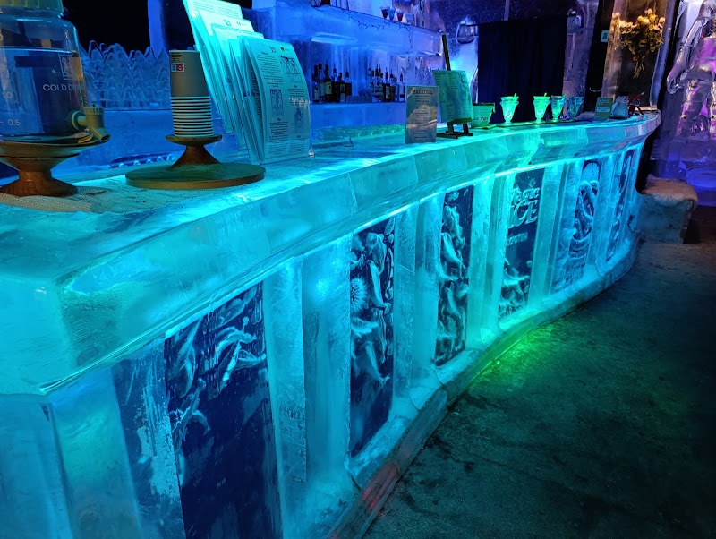Magic Ice Lofoten - Magic Ice Lofoten Fiskergata 36, 8300 Svolvær, Norway