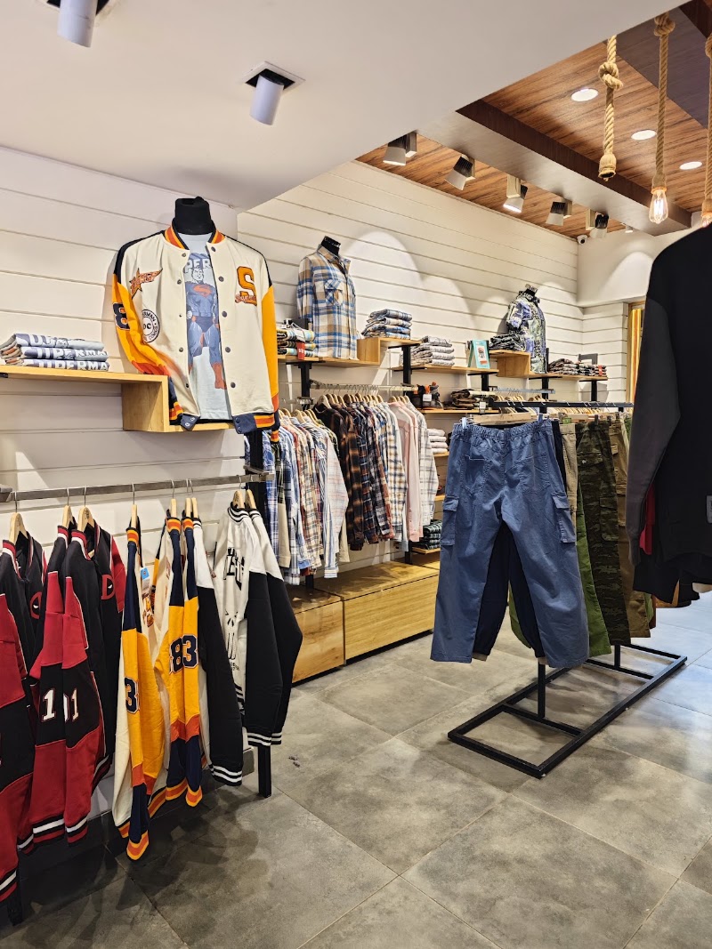The Souled Store, Bandra - The Souled Store, Bandra 2, C2, Gr & 1st floor, SN, FA05, FB01, New kamal CHS, PLOT NO.28, Khar, Bandra West, Mumbai, Maharashtra 400050, India