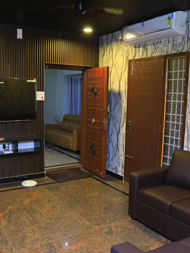 Clouds Serviced Apartments - Clouds Serviced Apartments Selvam Nagar, Solai Nagar, Katpadi, Vellore, Tamil Nadu 632014, India