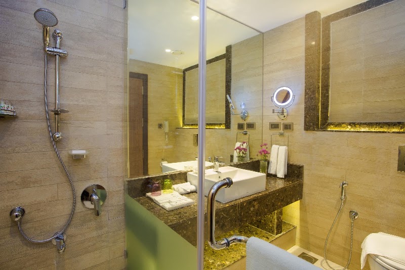Fragrant Nature Hotel & Spa | Luxury 5 Star Best View Resort in Munnar - Fragrant Nature Hotel & Spa | Luxury 5 Star Best View Resort in Munnar Bison Valley - Pooppara Rd, Pothemmedu, Munnar, Kerala 685612, India
