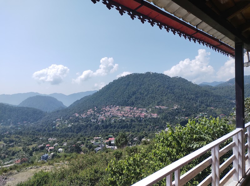 The cliff house on the ridge - The cliff house on the ridge, Vill-Dulai, p.o, bhowali, Ghorakhal, Mahargaon, Uttarakhand 263132, India