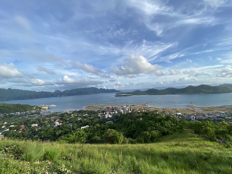 Mount Tapyas Pavilion - Mount Tapyas Pavilion, 2644+75P, Tapyas Trail, Coron, Palawan, Philippines