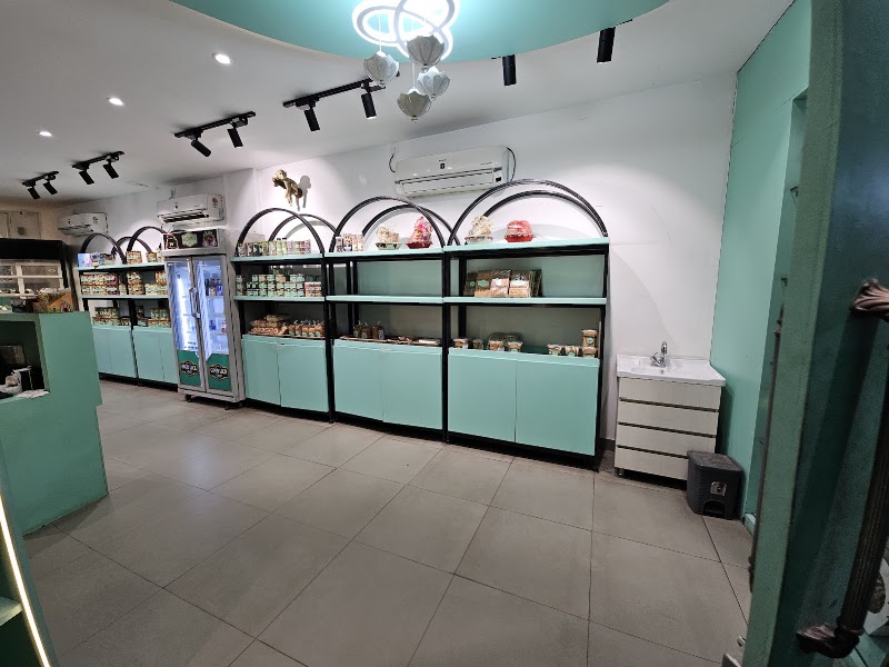 Good Luck Cakers - Good Luck Cakers, Farm Rd, near Regenta Inn, Khetrajpur, Sambalpur, Odisha 768003, India