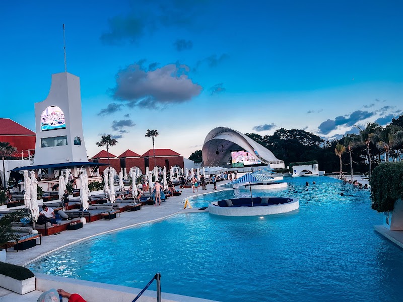 Café del Mar Bali - Café del Mar Bali Jl. Subak Sari, Canggu, Tibubeneng, Kec. Kuta Utara, Kabupaten Badung, Bali 80361, Indonesia