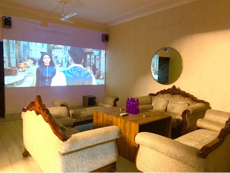 Instay - Instay M-56, opposite Tikona Park, Block M, Mamura, Sector 66, Noida, Uttar Pradesh 201309, India