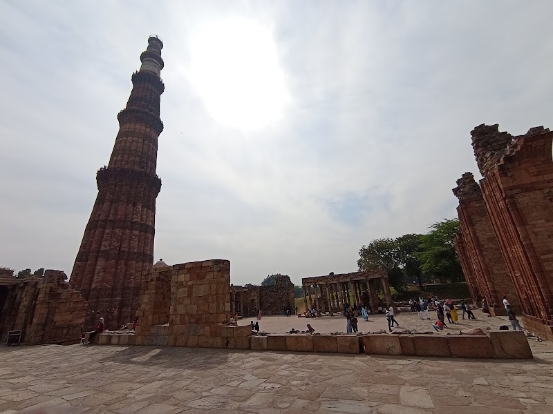 Qutb Minar - Qutb Minar Seth Sarai, Mehrauli, New Delhi, Delhi 110030, India