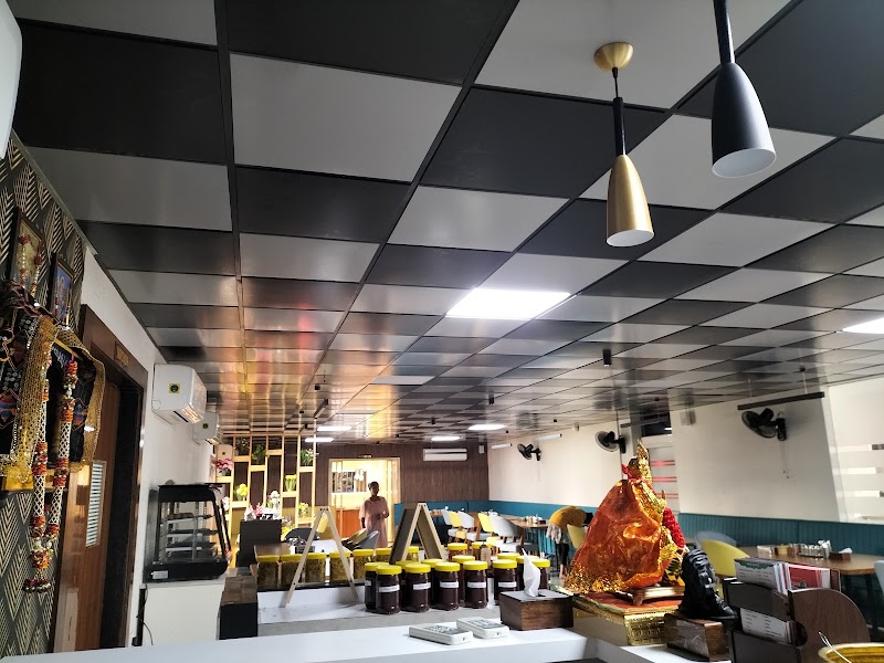 Shree Khodiyar kathiyawadi dhaba,the test of bharuch - Shree Khodiyar kathiyawadi dhaba,the test of bharuch, Nisha party plot, moti chokdi, near Reliance petrol pump, Tarapur, Isarwada, Gujarat 388180, India