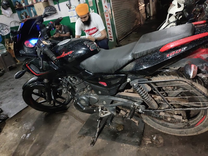 SINGH BIKE POINT - SINGH BIKE POINT KPS Chowk, NEHRU NAGAR, Nehru Nagar East, Vidya Vihar Colony, Bhilai, Chhattisgarh 490020, India
