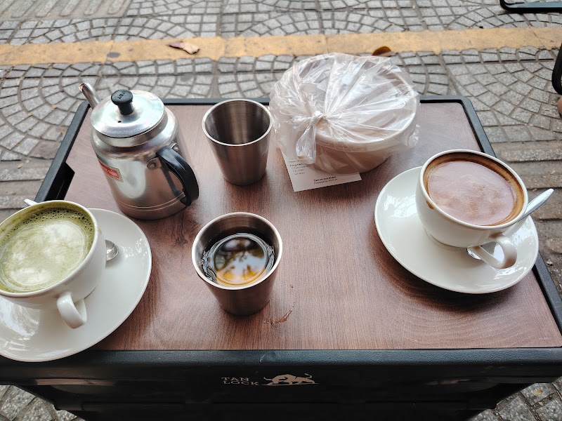 Cà Phê Muối Huế - Bản/ Hue Salt Coffee/후에 소금 커피 - Cà Phê Muối Huế - Bản/ Hue Salt Coffee/후에 소금 커피 63 Châu Thị Vĩnh Tế, Ngũ Hành Sơn, Đà Nẵng 550000, Vietnam