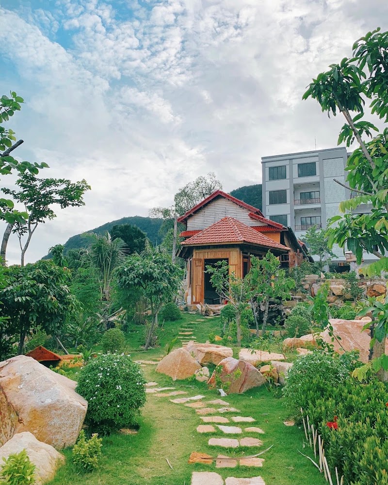Voyage Phu Quoc Beach Resort