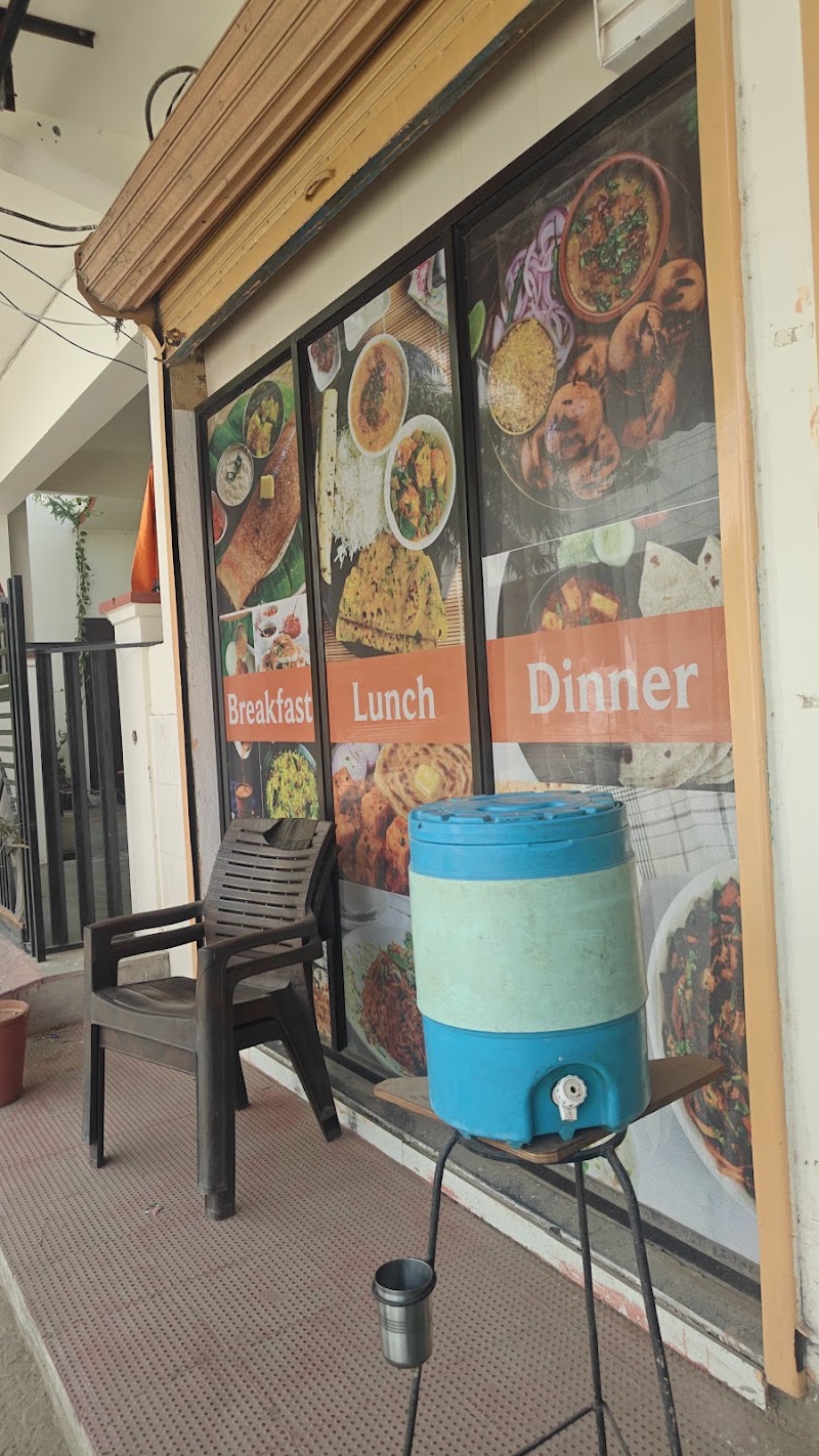 LECKER Sapna foods and restaurant - LECKER Sapna foods and restaurant Jain transport street, Ashok Vihar, Jyoti Nagar, Shobhagpura, Sobhagpura, Rajasthan 313011, India