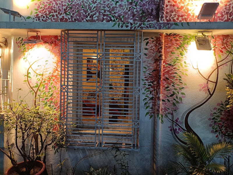 Bougainvillea Cafe & Bistro - Bougainvillea Cafe & Bistro 234C, Prince Anwar Shah Rd, nearby South City Mall, Lords More, Jodhpur Colony, Lake Gardens, Kolkata, West Bengal 700045, India