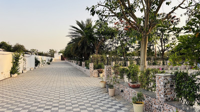 Ivory Estate By Under My Roof | Luxury 5BHK Pool Villa in Faridabad - Ivory Estate By Under My Roof | Luxury 5BHK Pool Villa in Faridabad, Ivory Estate Farm, Shyam Lal Verma Farm, near SDIMT College, Lahandola, Faridabad, Haryana 121101, India
