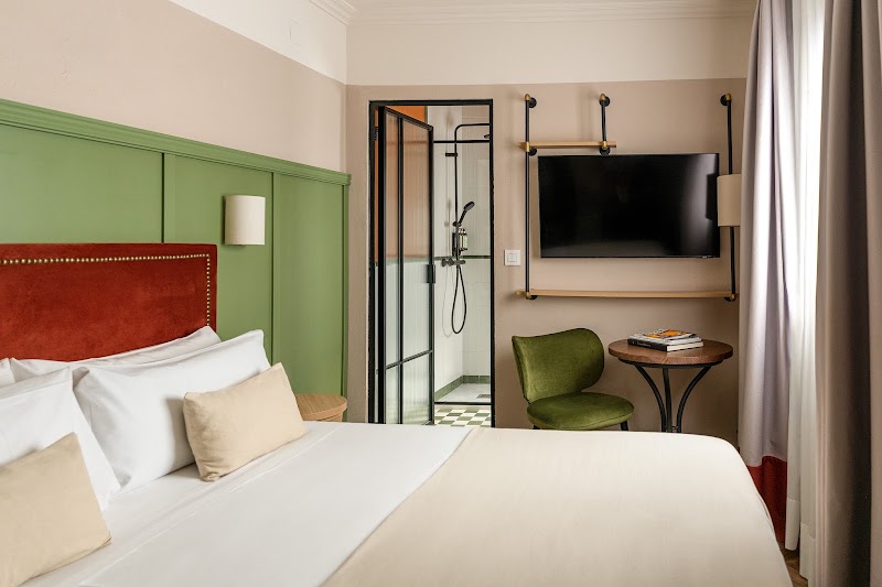 Honest Hotel Sevilla - Honest Hotel Sevilla C. San Pedro Mártir, 1, Casco Antiguo, 41001 Sevilla, Spain