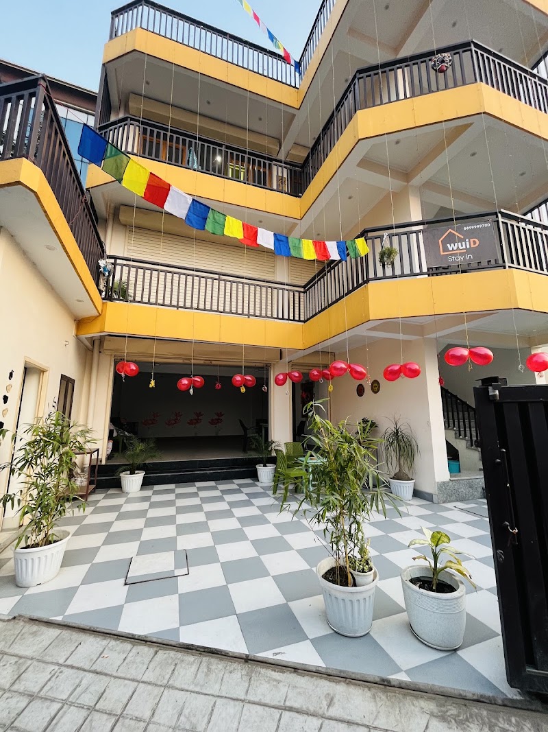 wuiD stayin, wakeupinDoon - wuiD stayin, wakeupinDoon Kanwali Rd, near Ganesh temple, Tilak Nagar, Khurbura Mohalla, Dehradun, Uttarakhand 248001, India