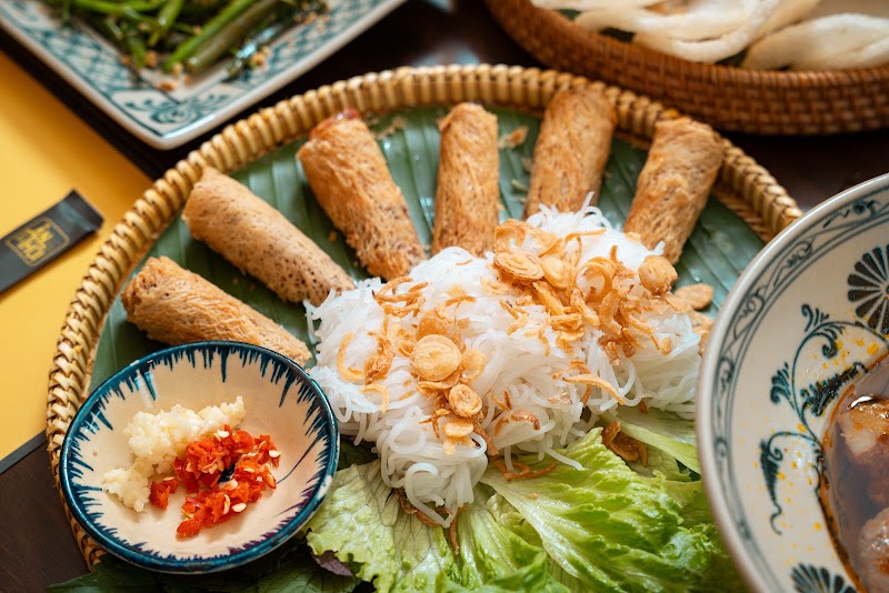 Ăn Thôi 2 - Ăn Thôi 2, 64C Nguyễn Thị Minh Khai, Nha Trang, Khánh Hòa 57100, Vietnam