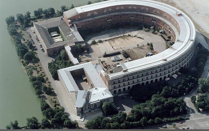 Documentation Center Nazi Party Rally Grounds - Documentation Center Nazi Party Rally Grounds, Bayernstraße 110, 90478 Nürnberg-Südöstliche Außenstadt, Germany