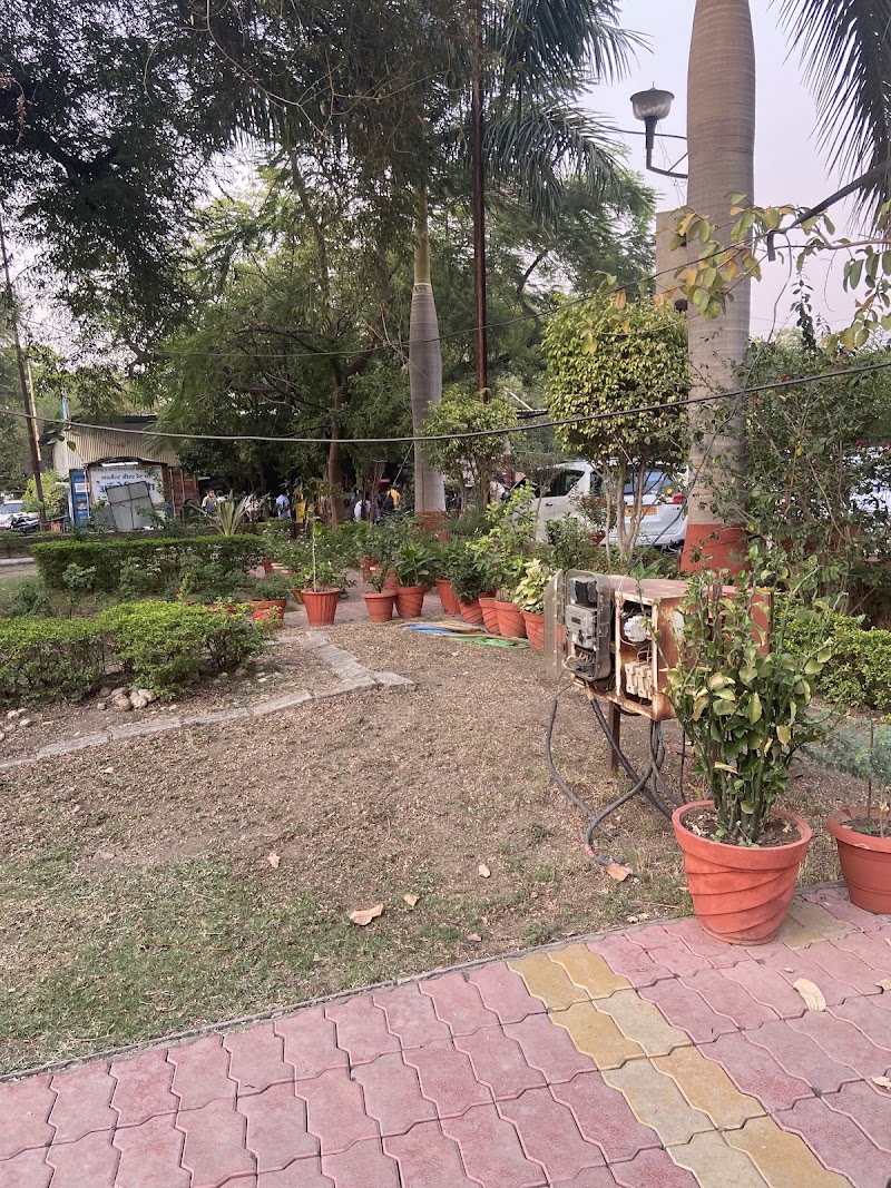 AICTSL Canteen - AICTSL Canteen A.B Road Residency Area, PV7M+QV9, Rajgarh Kothi, Navratan Bagh, Indore, Madhya Pradesh 452001, India