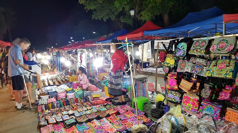 Luang Prabang Night Market - Luang Prabang Night Market, Ban Pakham, V4QM+QM9 district & province, Sisavangvong Road, Luang Prabang, Laos