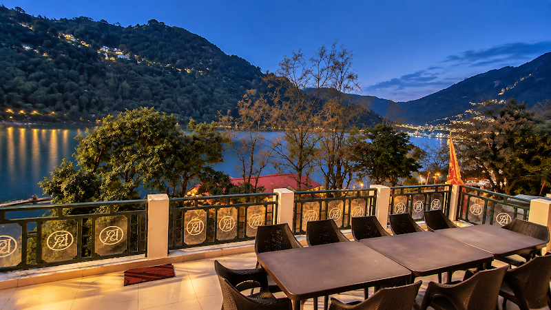 olaShivrajstays - olaShivrajstays, Jila Panchayat Road, Apar, Mall Rd, Mallital, Nainital, Uttarakhand 263002, India
