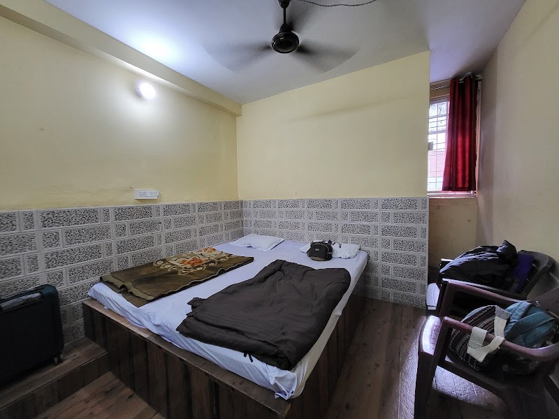 janta hotel Station Road Ranchi - janta hotel Station Road Ranchi, Station Rd, Sirom Toly, Kishan Singh Colony, Gosaintola, Ranchi, Jharkhand 834001, India