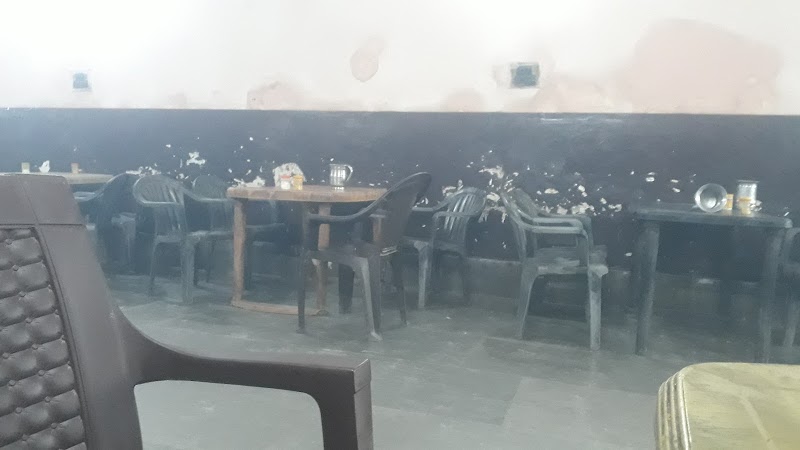 Chaudhary family dhaba - Chaudhary family dhaba W454+JPW, Ramghat Rd, Raza Nagar, Quarsi, Aligarh, Uttar Pradesh 202002, India