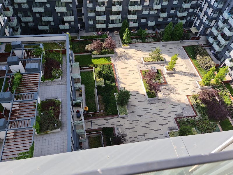 Garden Towers apartment No.078, 9th floor