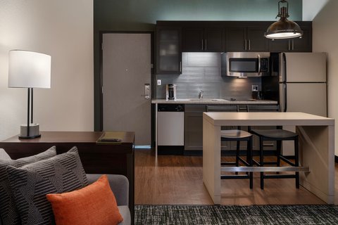 Residence Inn by Marriott Boston Downtown/Seaport - Residence Inn by Marriott Boston Downtown/Seaport, 370 Congress St, Boston, MA 02210, USA