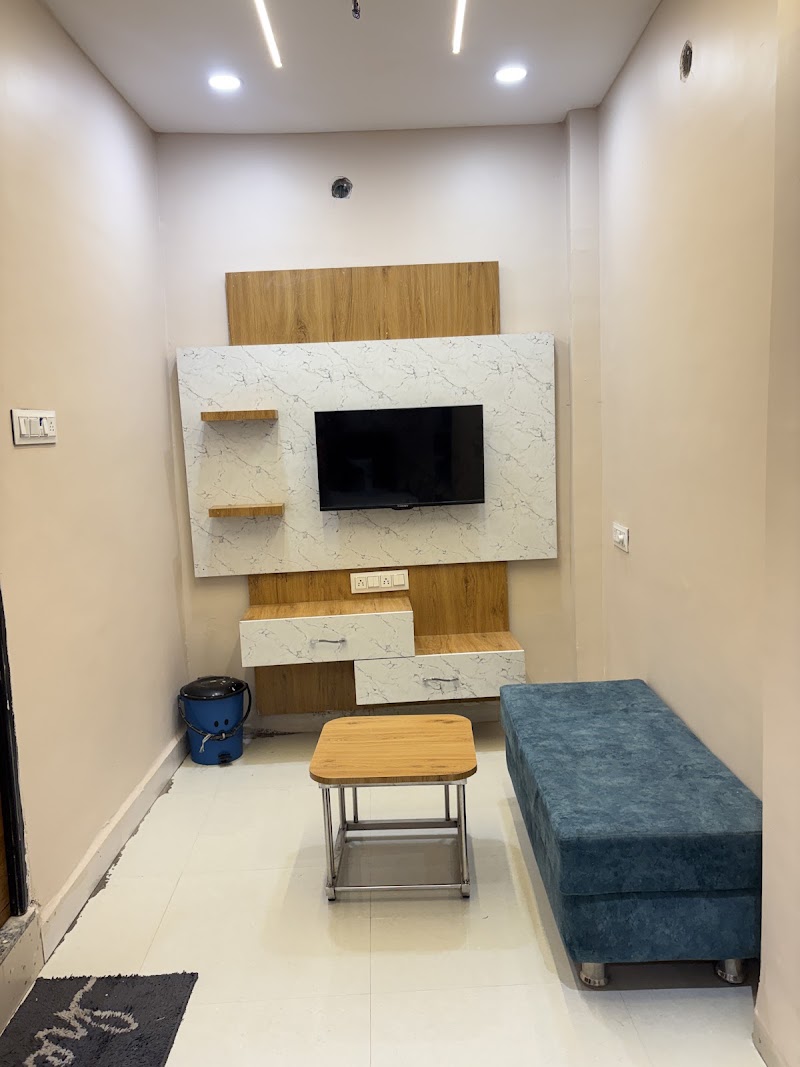 Hotel Shree Siddhivinayak - Hotel Shree Siddhivinayak Gadapuliya Rangbavdi, Suraj Nagar, Ujjain, Madhya Pradesh 456001, India