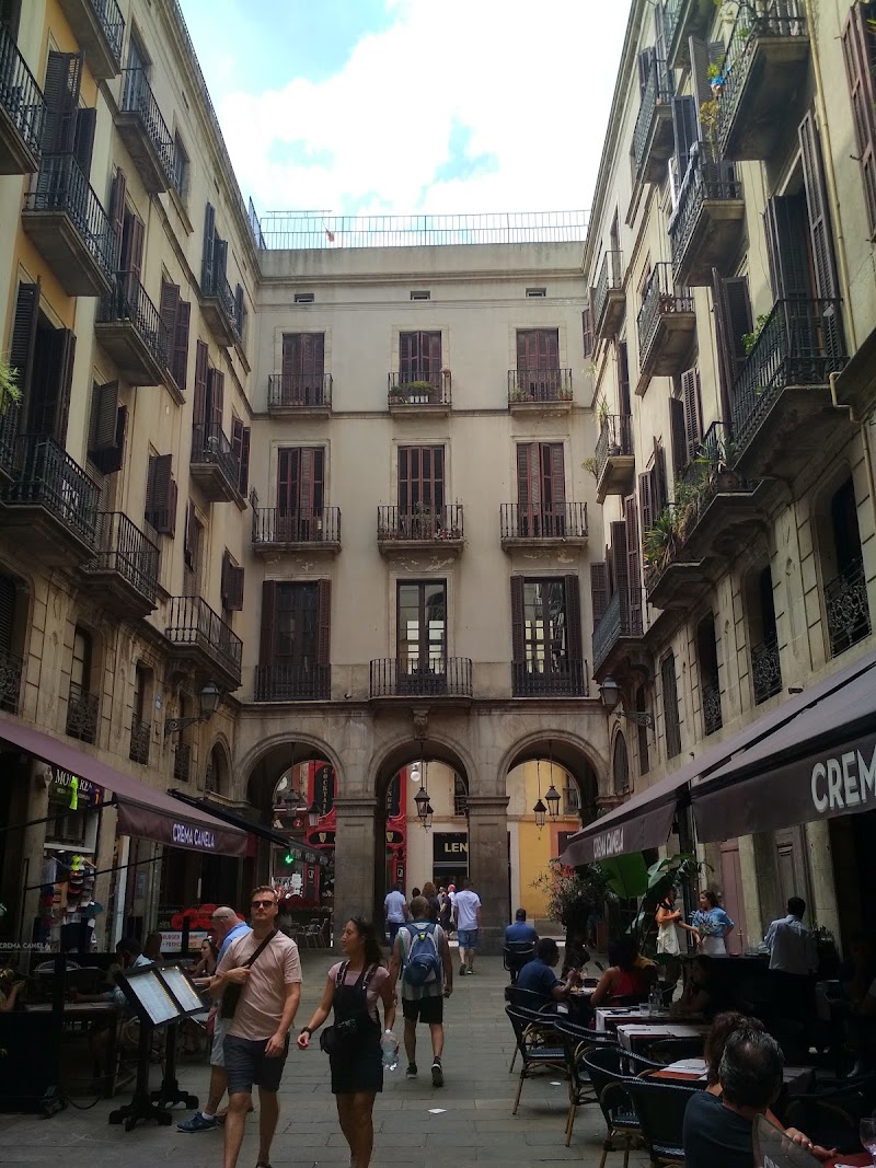 Palau Moja - Palau Moja Carrer de la Portaferrissa, 1, Ciutat Vella, 08002 Barcelona, Spain