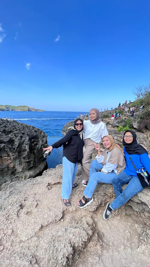 Visit Nusa penida island - Visit Nusa penida island, 8FFV+H99 Br.nyuh, Ped, Kec. Nusa Penida, Kabupaten Klungkung, Bali 80771, Indonesia