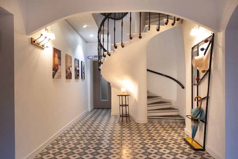 Hôtel Le Beaulieu - Hôtel Le Beaulieu 19 Av. Général de Gaulle, 69260 Charbonnières-les-Bains, France