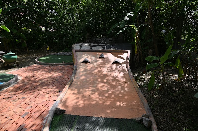 Battambang Minigolf - Battambang Minigolf, Battambang Resort Rd, Krong Battambang, Cambodia
