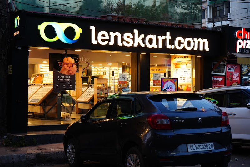 Lenskart.com at Lajpat Nagar (First Lens Replacement Free) - Lenskart.com at Lajpat Nagar (First Lens Replacement Free), Shop No C7, Roxy Chowk, next to AXIS Bank, Block C, Lajpat Nagar II, Lajpat Nagar, New Delhi, Delhi 110024, India