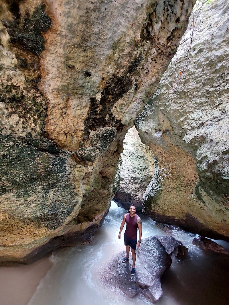 Suluban Beach - Suluban Beach, Bali, Indonesia